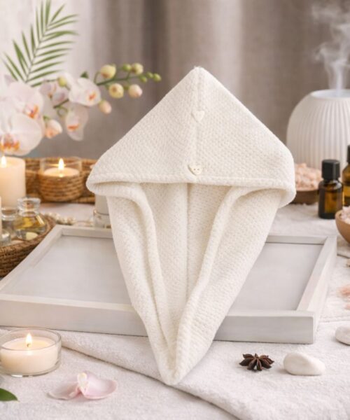 Khăn Quấn Tóc Spa Nhung San Hô Dáng Tam Giác Cao Cấp – Mềm Mịn, Siêu Thấm Hút
